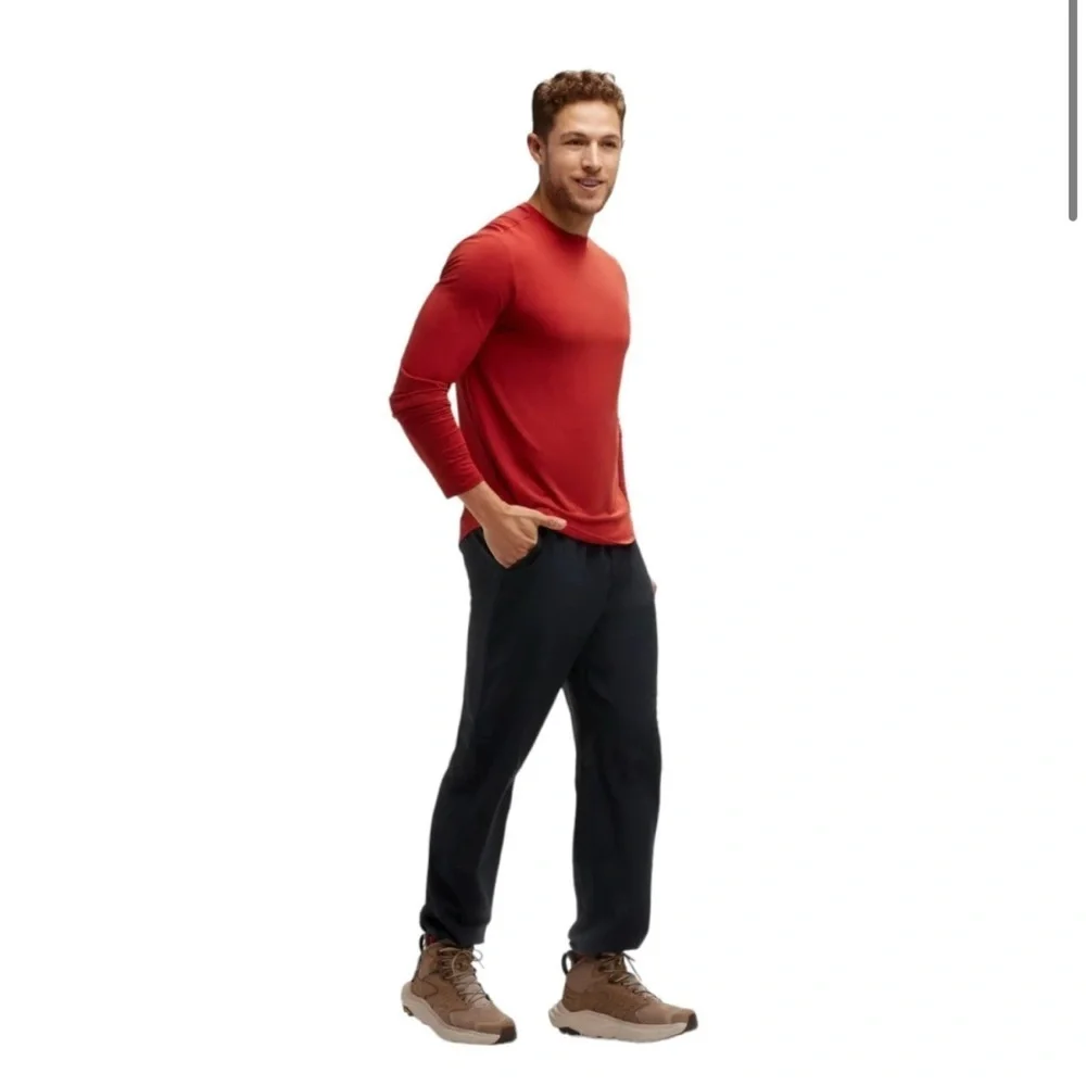 HOKA active woven pants